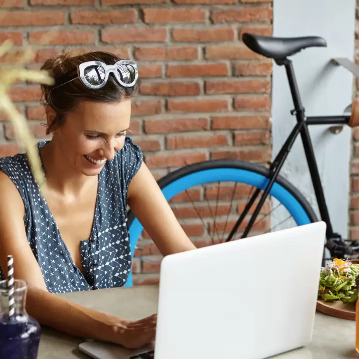 Are you curious about the best time to post on social media in Q1 2025?