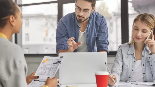Ücretli sosyal reklamcılığı test edin Ücretli sosyal reklamcılığı test edin
