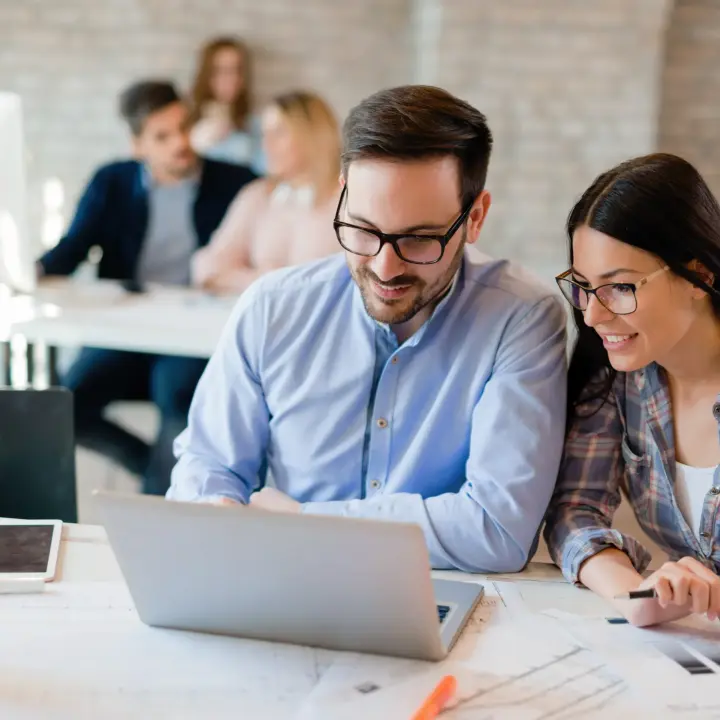 Birden fazla profil yönetimi için en iyi CRM hangisi?