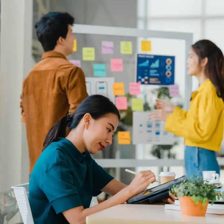 What are 8 essential graphic design tools for 2026?