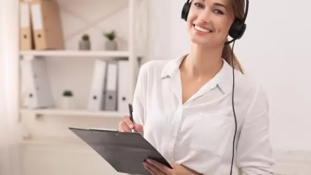 Her konuyla ilgilenen müşteri desteği...