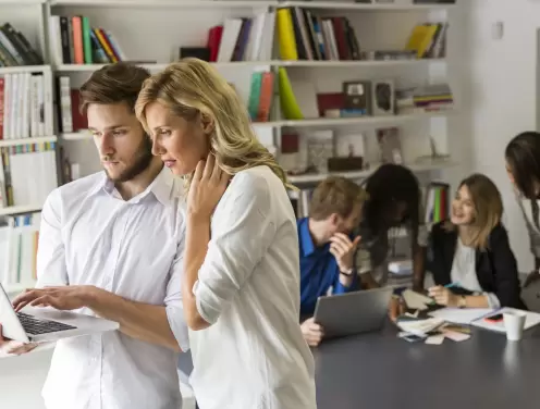 How social media management can impact consumer's buying decisions? How social media management can impact consumer's buying decisions?