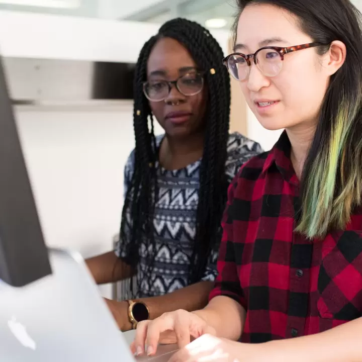 How to use Collab Posts on Instagram to increase your reach?