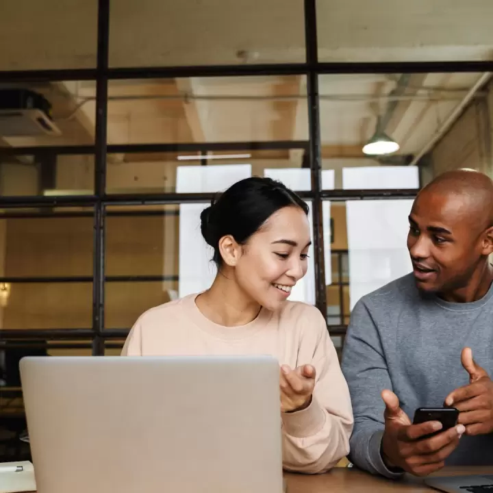 Top 8 Alternatives to Zoho Social for Small Businesses in 2022  