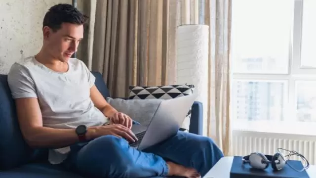 How does Agorapulse work? How does Agorapulse work?