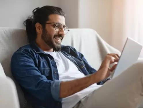 How can you use the LinkedIn story feature?