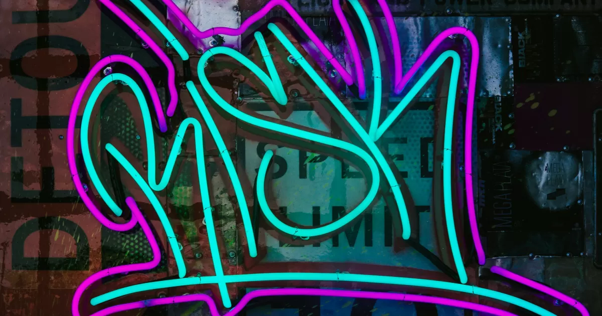 What are the optimal posting times for Mizdah?