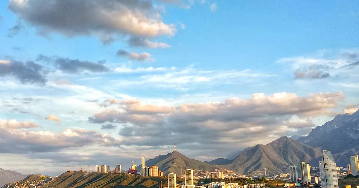 Monterrey için sosyal medyada ne zaman gönderi yapmalıyız?