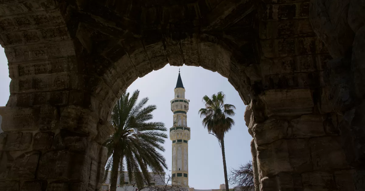 What are the best times to post on social media in Tripoli?