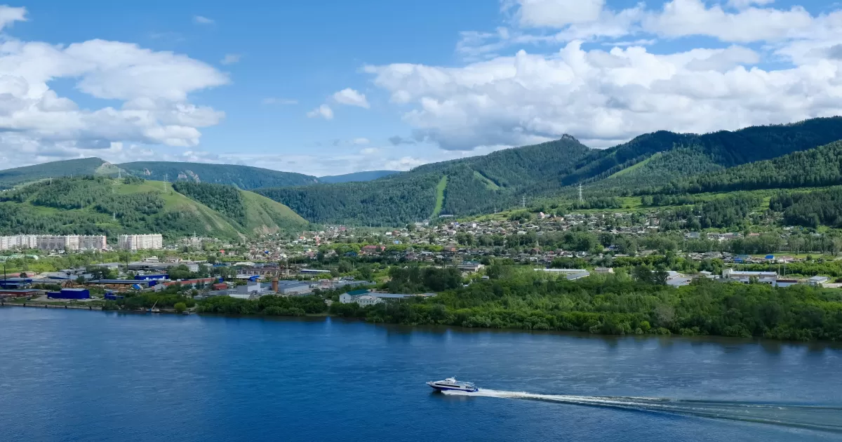 What are the best times to post on social media in Krasnoyarsk?