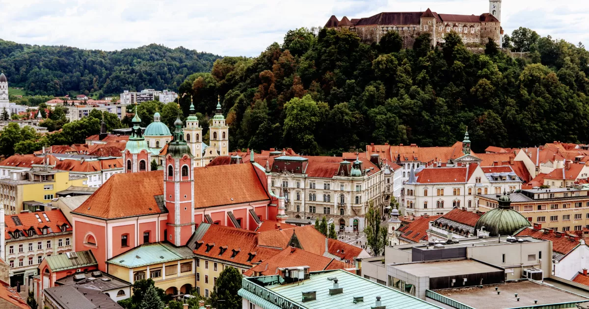 Quali sono i momenti migliori per postare sui social media a Ljubljana?