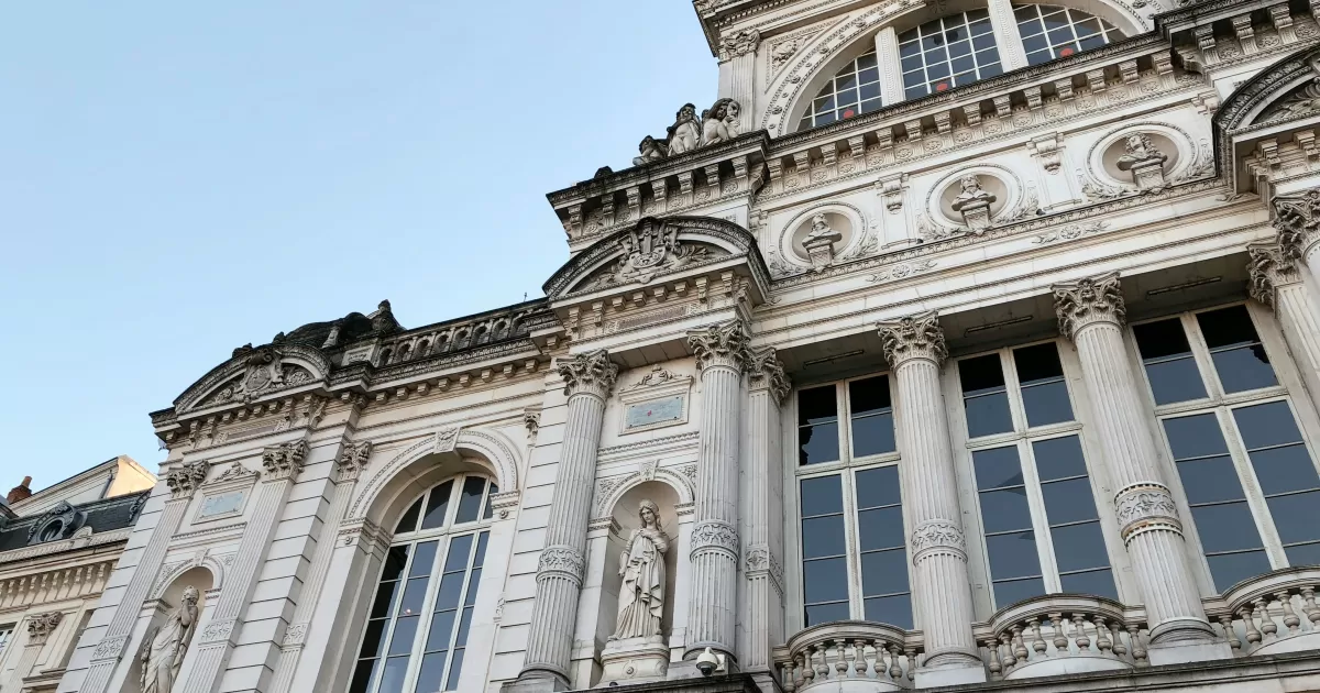 Which are the most engaging posting times for Angers?